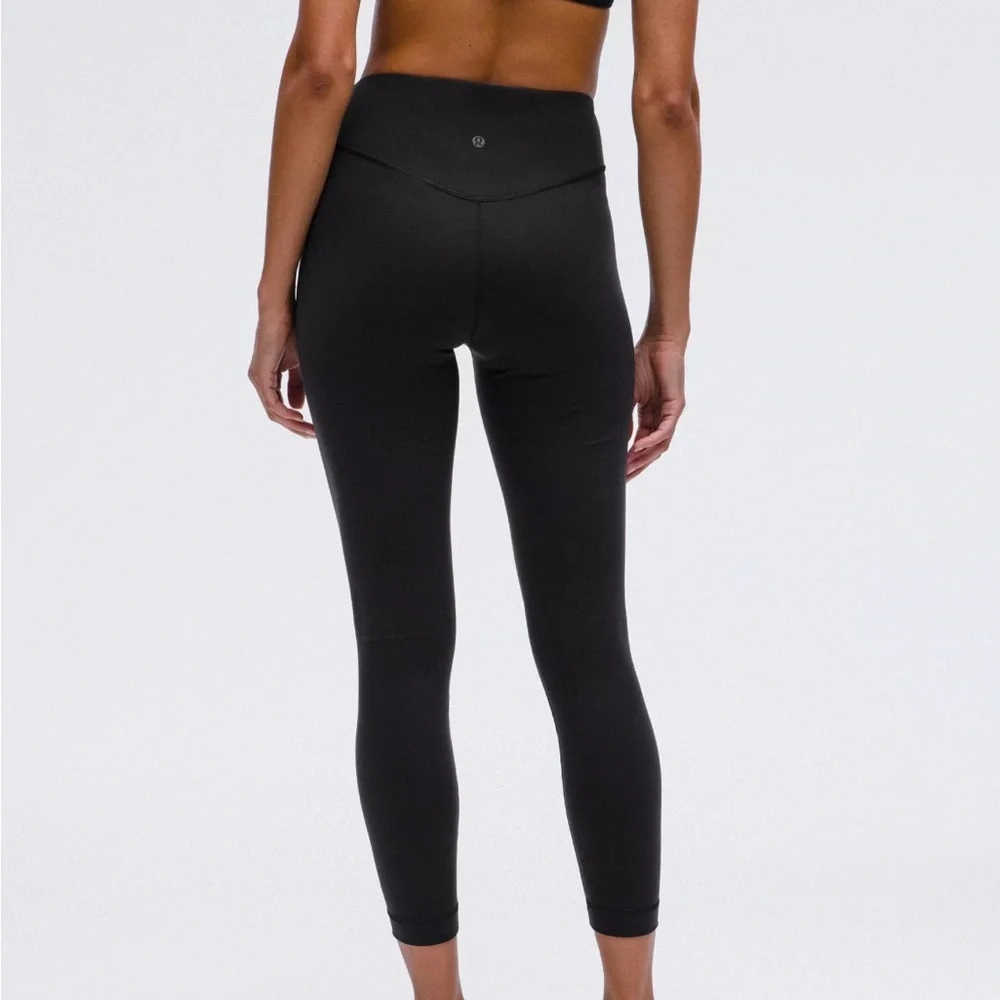NWOT Lululemon Wunder Under SmoothCover High-Rise Tight 25" - Black - Size 10 - Picture 1 of 6